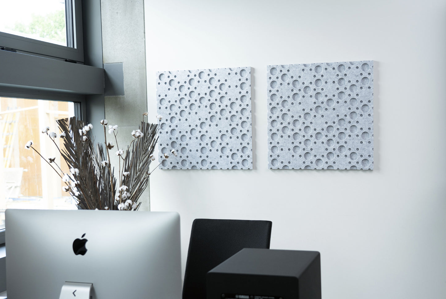 Self-adhesive design acoustic panel CIRCLES 18mm/ light grey